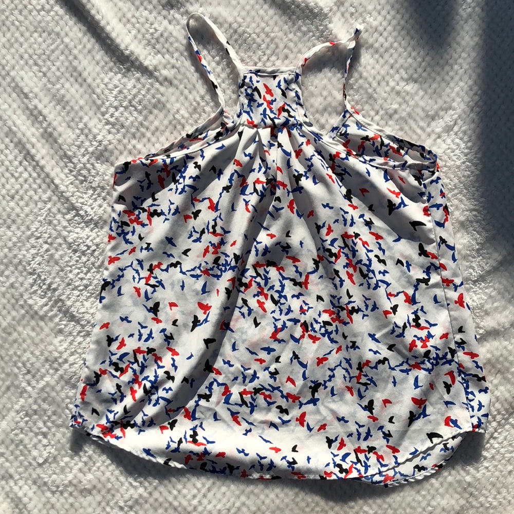 3/$15❤️Shasa Red White Blue Bird Tank - Picture 4 of 4